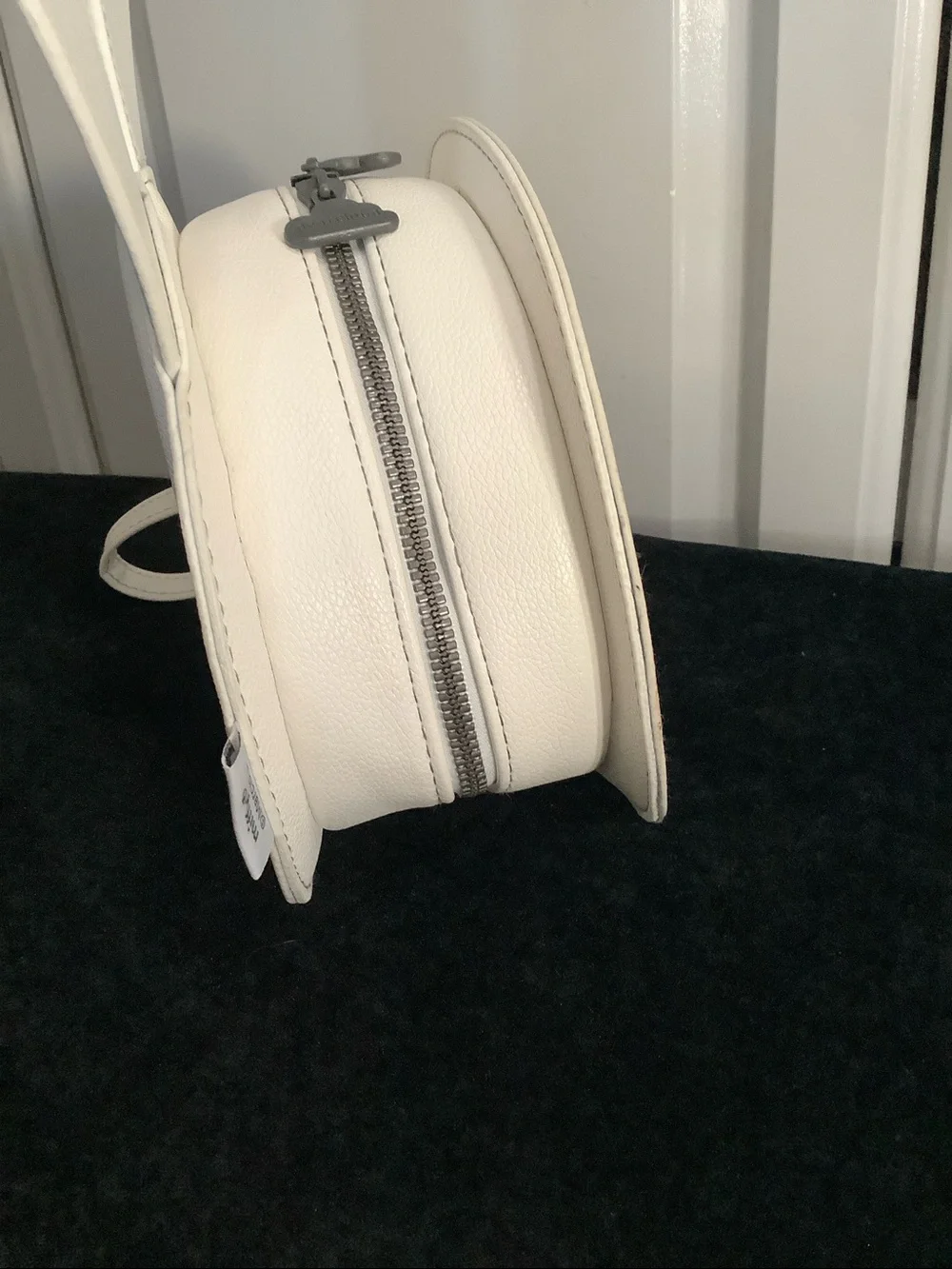 Miffy White Bunny Crossbody Bag - Kids Accessories Excellent Condition